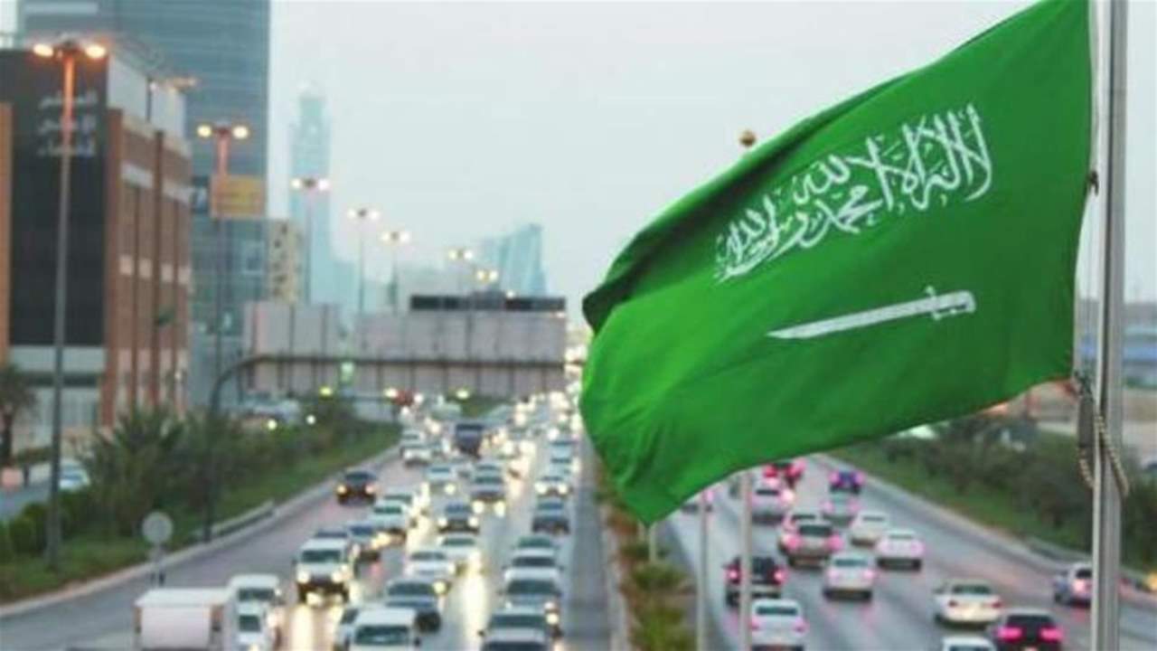 فيديو وصور- ظاهرة تشهدها السعودية لأوّل مرة منذ 50 عاماً!