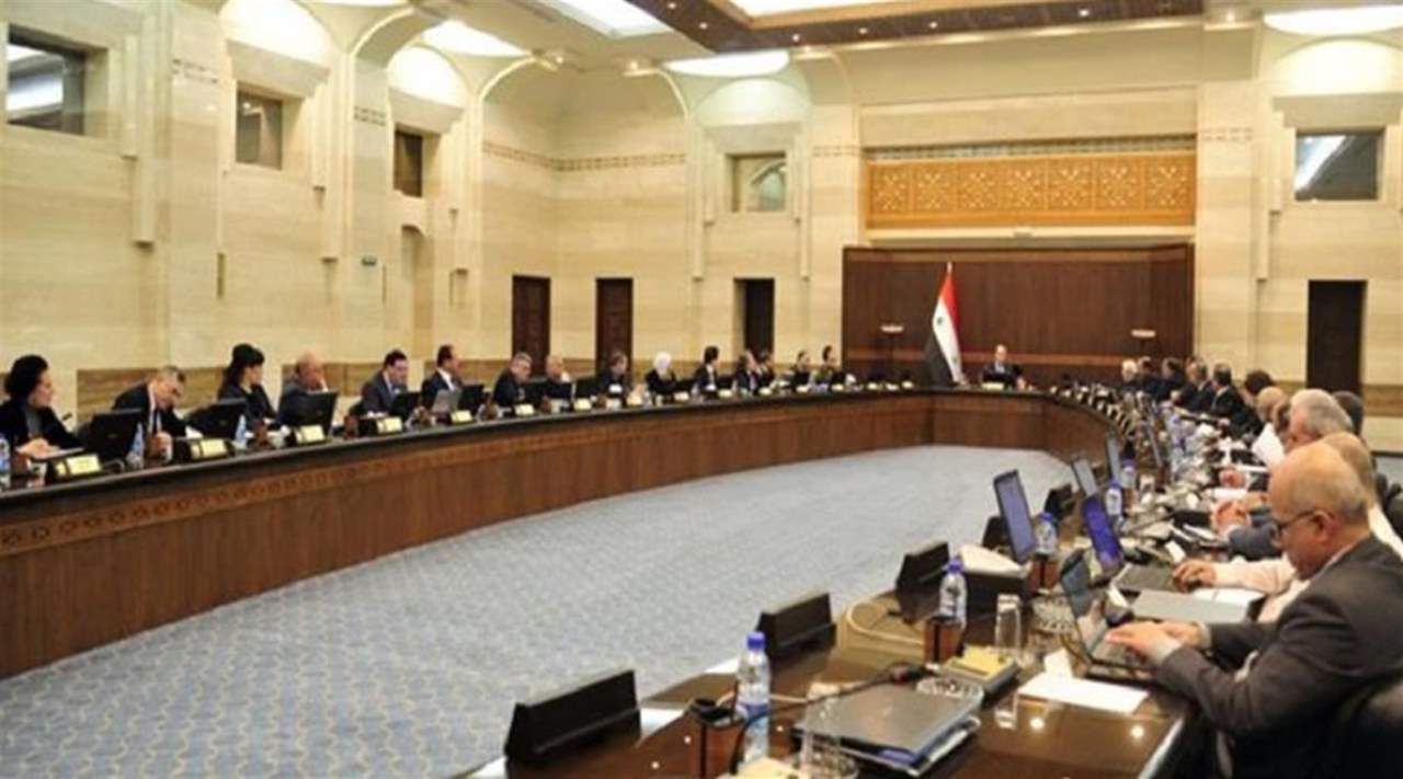 مسؤول سوري يقترح إلغاء نصف الوزارات.. والسبب!