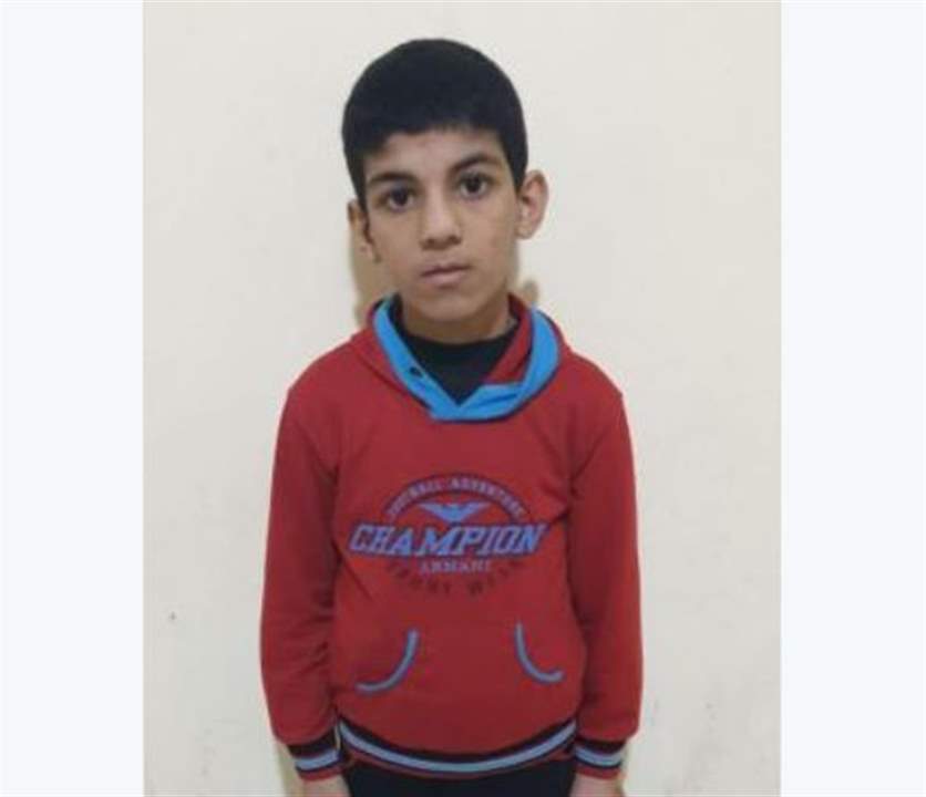  تعميم صورة طفل عثر عليه في محلة برج البراجنة.. لمن يعرفه عنه شيئاً الاتصال فورا 