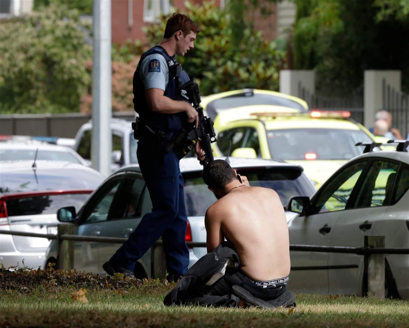 الشرطة في نيوزيلندا: احتجاز 3 رجال وسيدة على خلفية إطلاق النار في المسجدين