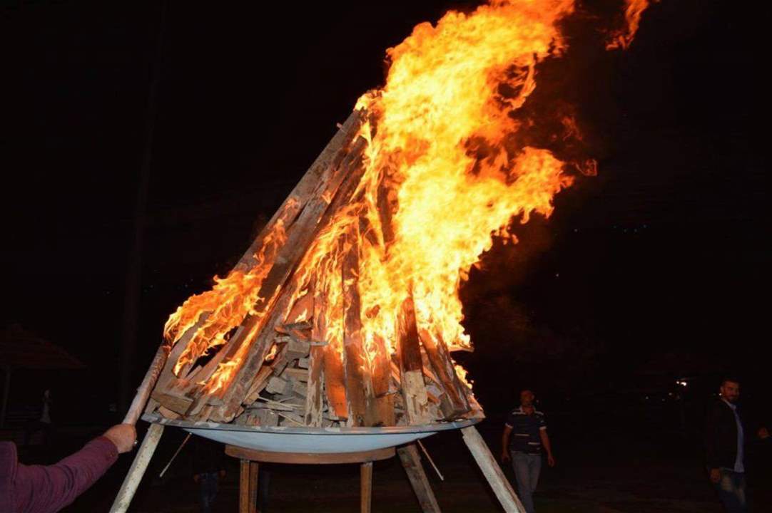 تظاهرة للأكراد بسبب "النوروز" حولت عيد الأم إلى عطلة رسمية في سوريا!