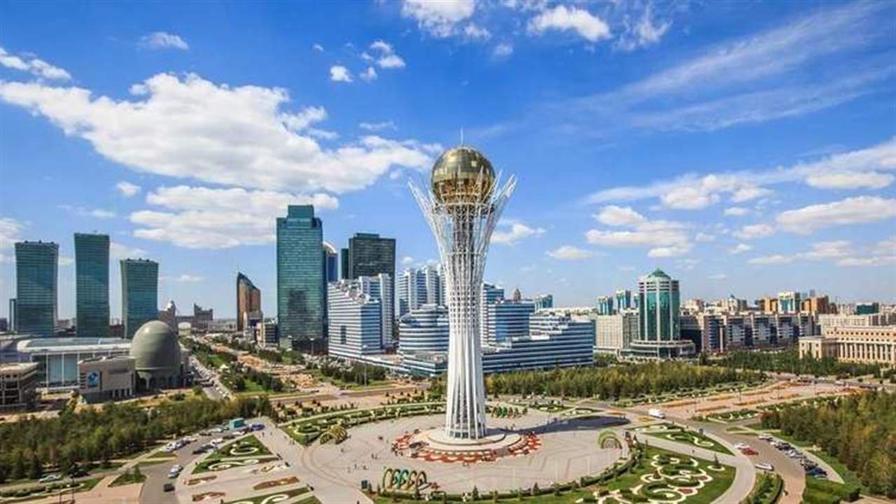 رئيس كازاخستان يوقع قانونا بتغيير اسم عاصمة البلاد من "أستانا" إلى "نور سلطان"