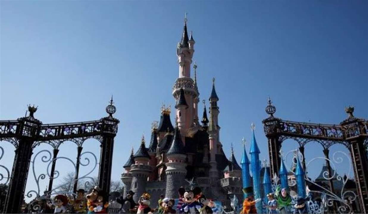 إغلاق مدينة ألعاب ديزني لاند في العاصمة باريس بعد أنباء عن وجود رجل مسلح