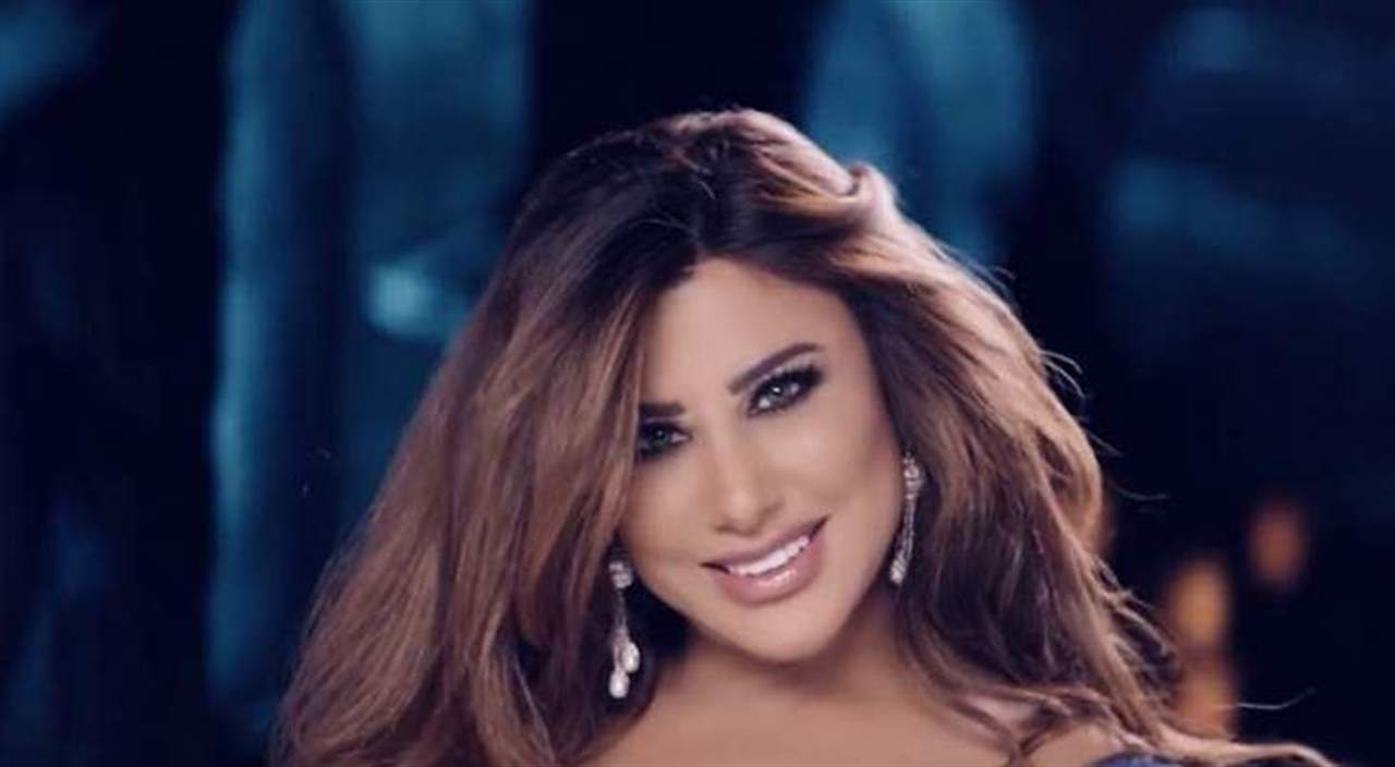 نجوى كرم توجّه نصيحة للفاشينيستا خلود: "ما تخلي حدا يدخل بيننا أبدا"