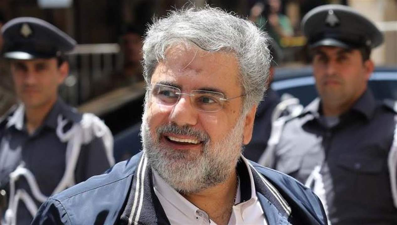  قيادة حزب الله تنهي تجميد "نشاط" النائب نواف الموسوي