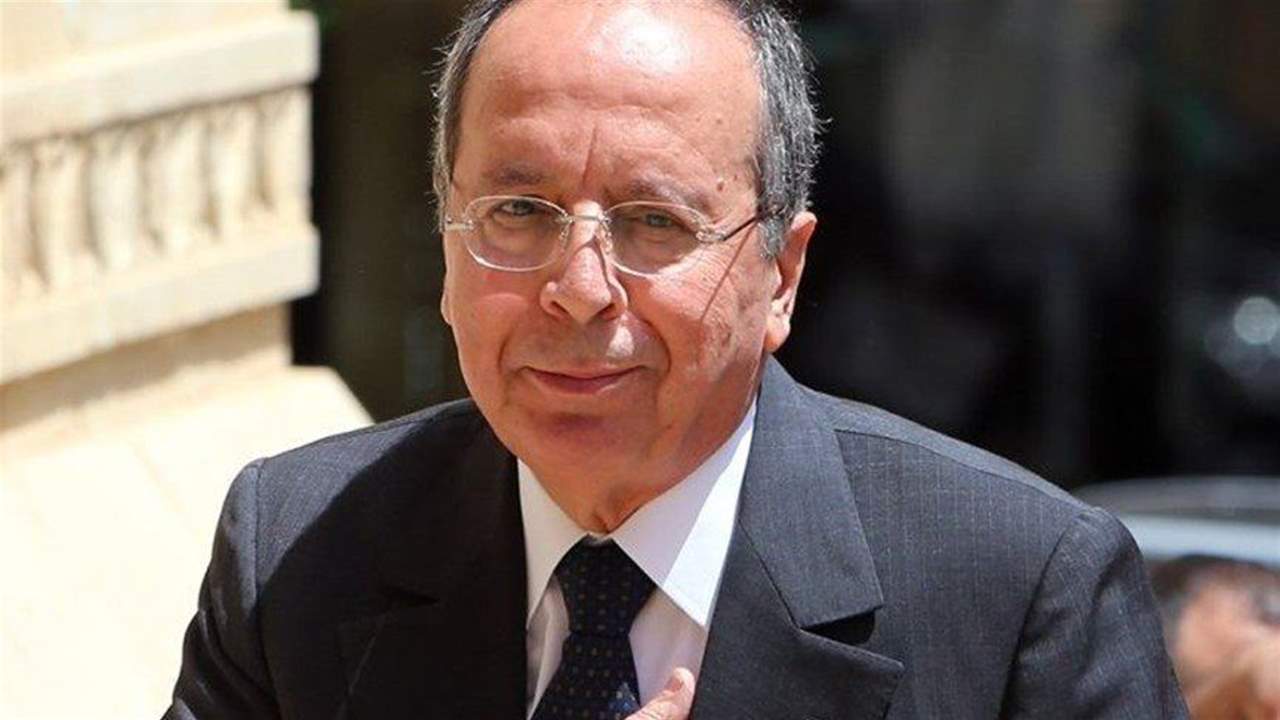 جميل السيد لأحدهم: "شغلتك شو غير الفساد...".