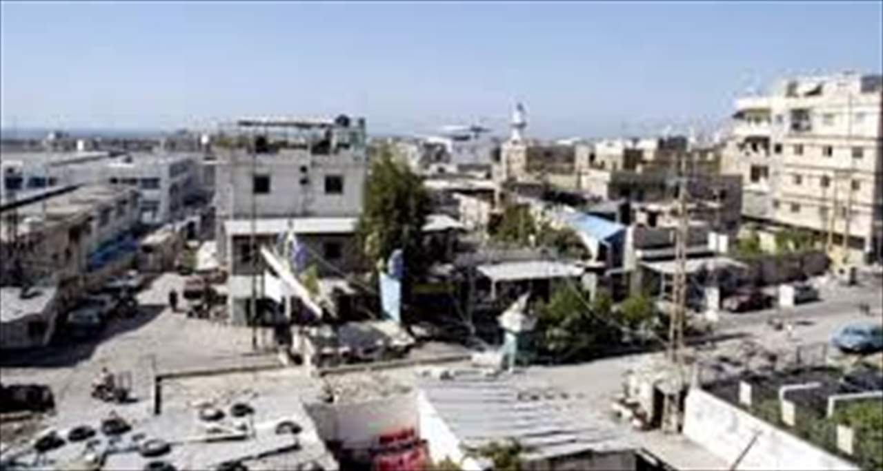 طعن شخص بسكين خلال إشكال فردي في تعمير عين الحلوة