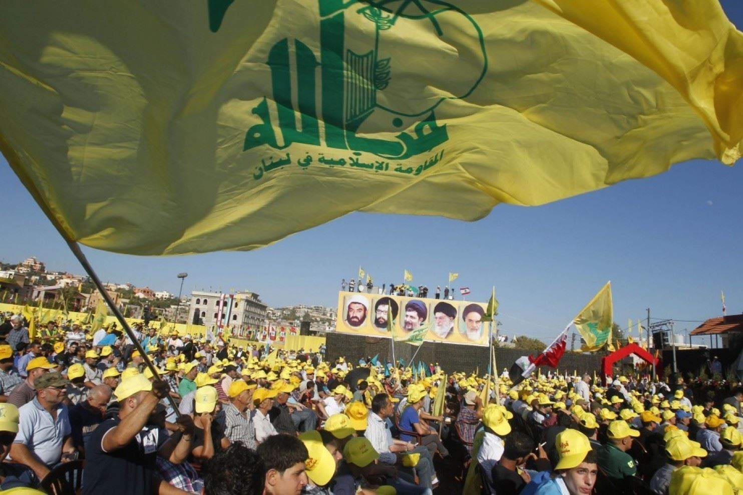 صحيفة أميركية: "حزب الله" بصدد إغلاق قناة "المنار" وتسريح موظفيها