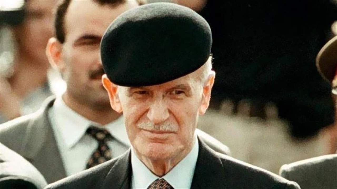 رئيس عربي يكشف كيف وقف في وجه حافظ الأسد وجعله ينسحب!