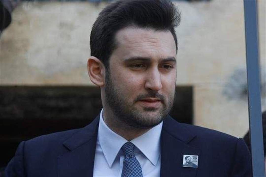 تيمور جنبلاط : قانون ضمان الشيخوخة حق بديهي سنسعى لاقراره