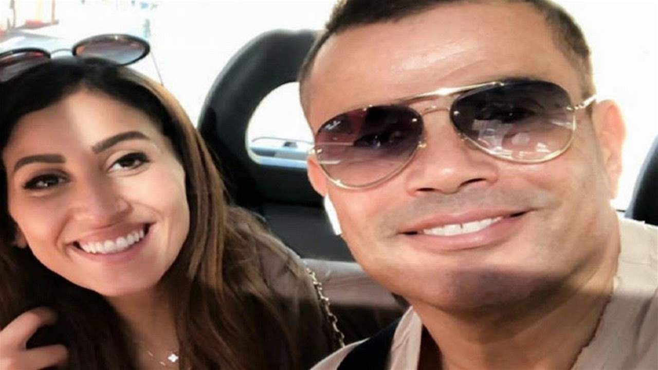 عمرو دياب يشعل "السوشيال ميديا" بصورة مع ابنه في الاستاد لتشجيع مصر!