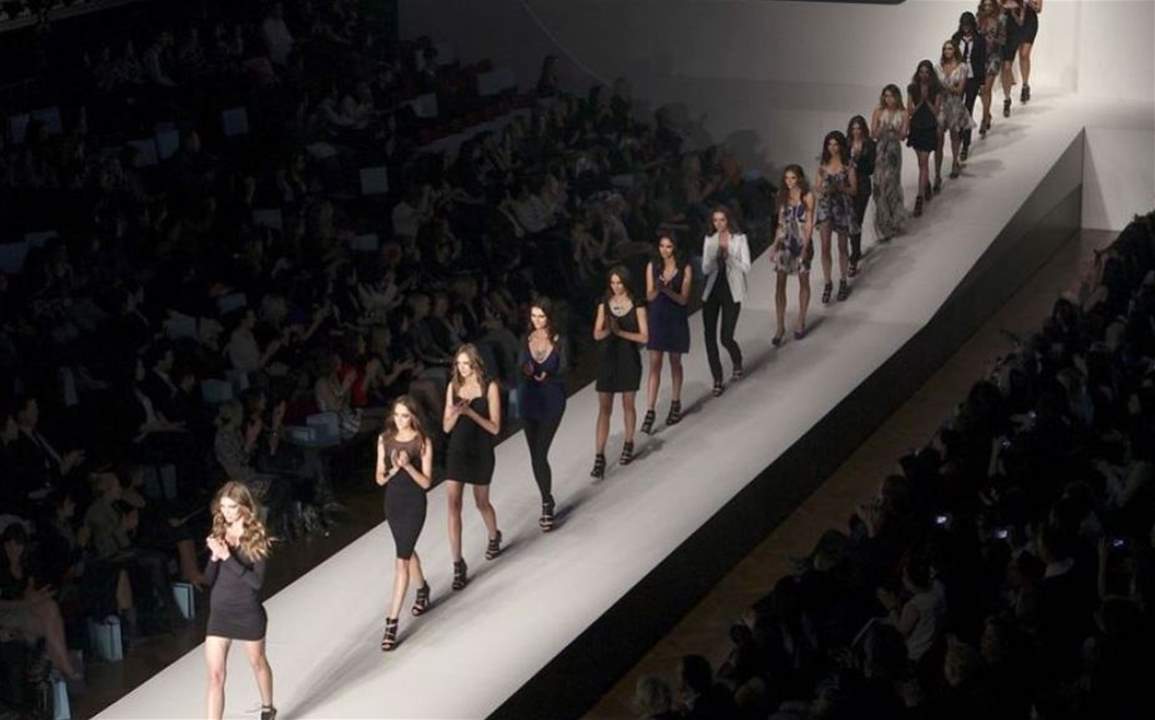 ملكة جمال تتهم رئيس بلادها السابق باغتصابها!