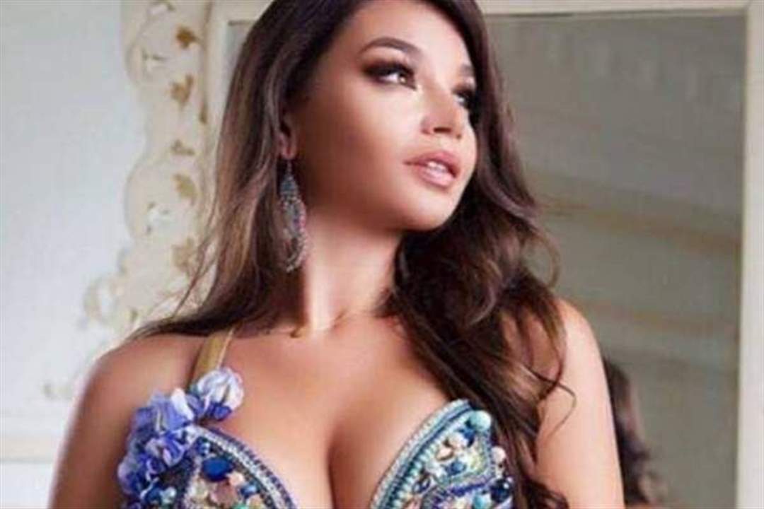 الراقصة جوهرة تهرب إلى بيروت بعد أن قررت مصر سجنها بتهمة "الفسق والفجور"!
