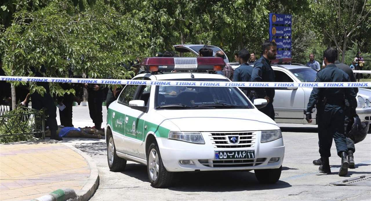 مقتل ثلاثة من عناصر الحرس الثوري الإيراني بإطلاق نار 
