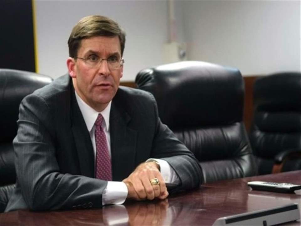 البيت الأبيض يرشح إسبر رسميا لمنصب وزير الدفاع