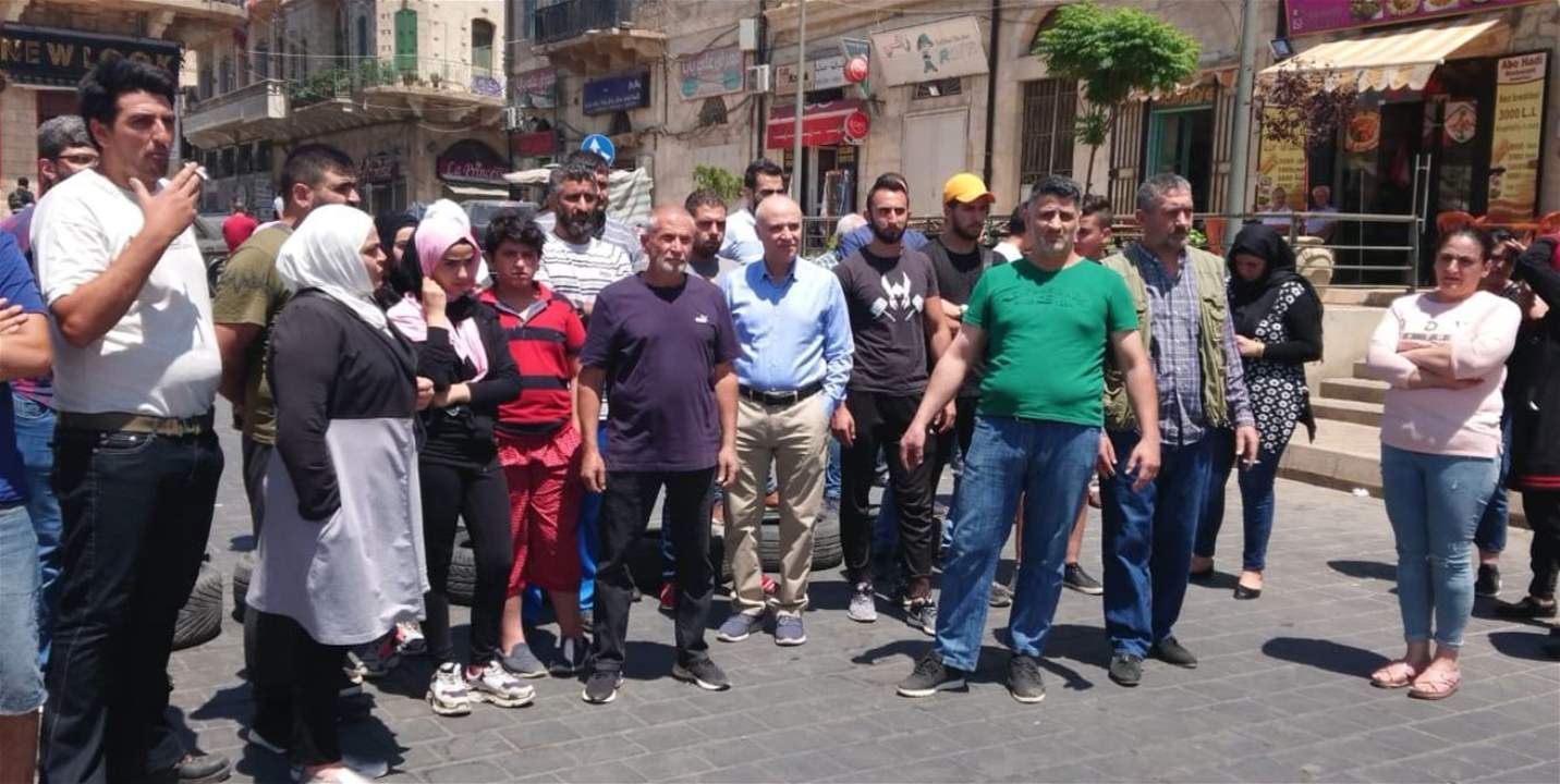 مسلحون يخطفون فتاة من أمام مركز عملها في بعلبك 