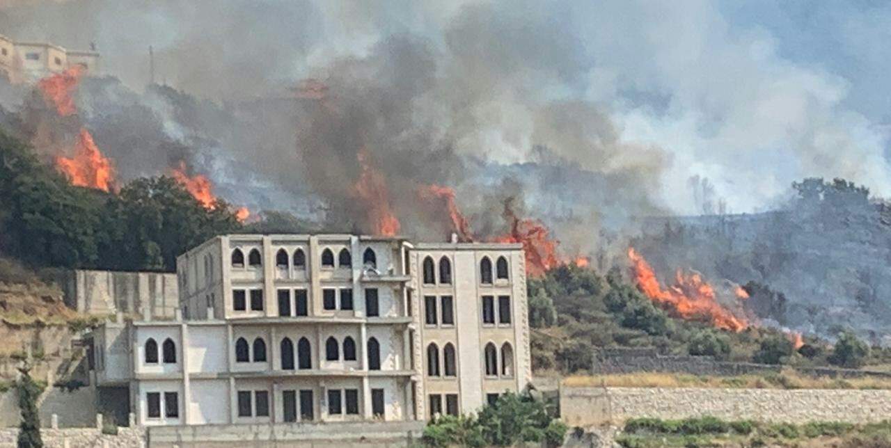 حريق كبير في أحراج حيزوق العكارية