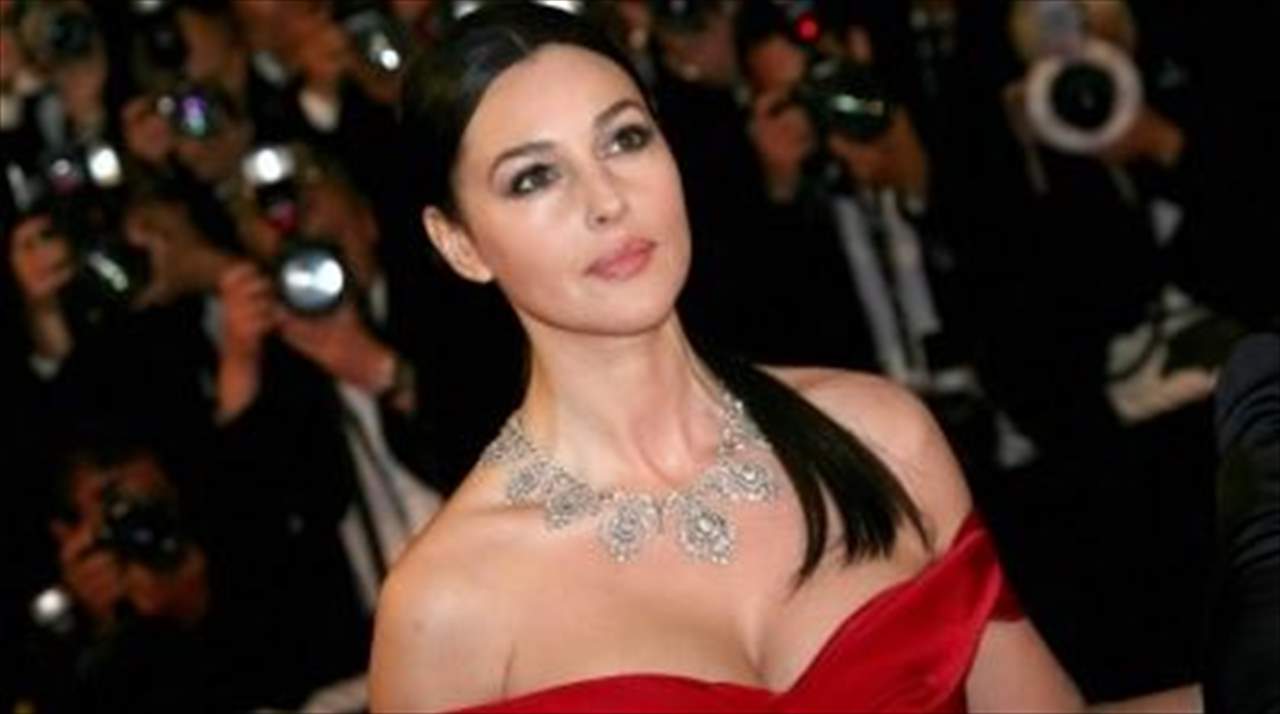 بالصور- مونيكا بيلوتشي في تونس لتصوير فيلم عن شخص سوري!