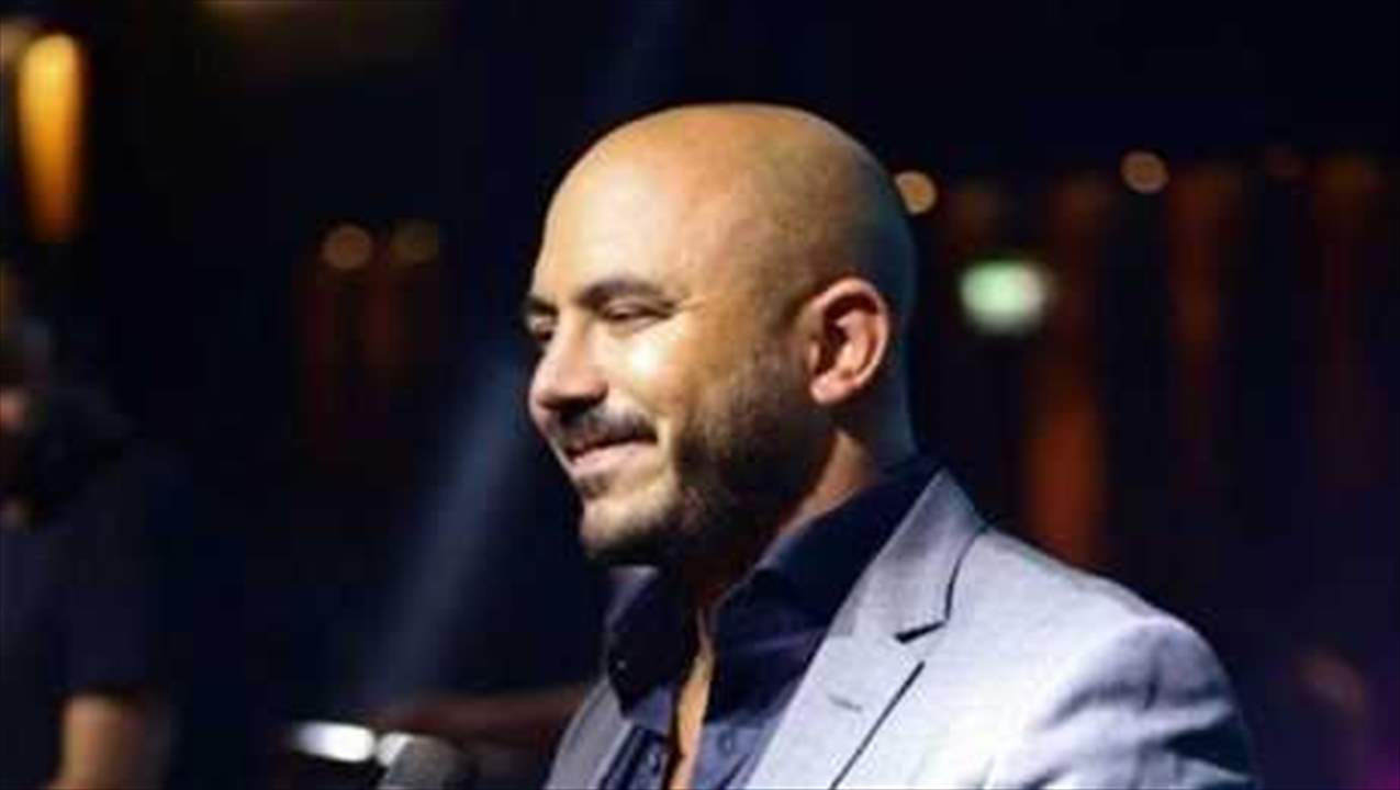 بالصور - محمود العسيلي يعلن خطوبته على خبيرة تجميل!