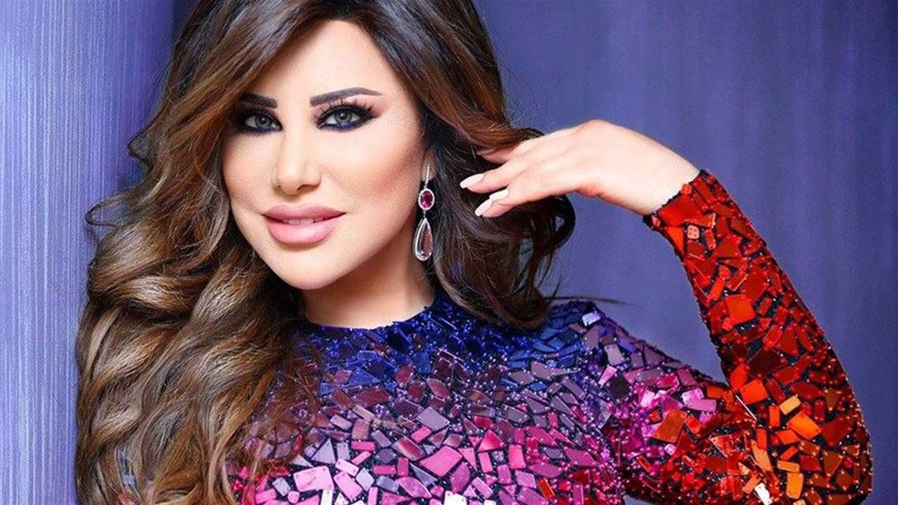نجوى كرم تدعم الصناعة في لبنان..السياسة الناجحة من اقتصاد ناجح