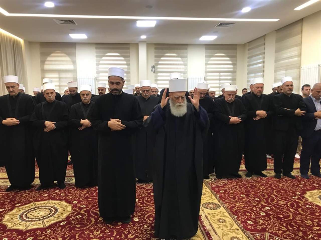 شيخ العقل نعيم حسن في خطبة عيد الأضحى: نؤكّد بعد لقاء بعبدا وحدة الموقف ووقف الاحتقان وحلّ كلّ الإشكالات بالحوار والتواصل والتفاهم