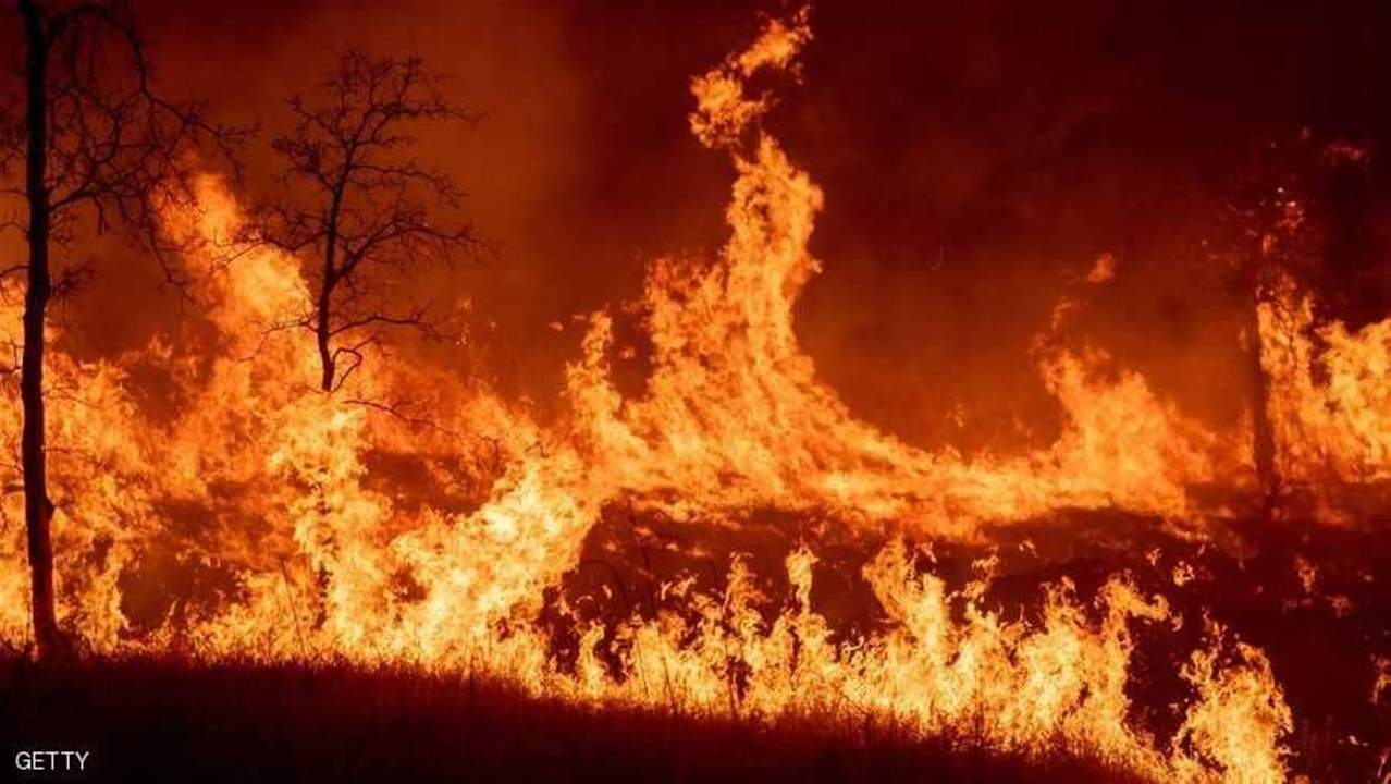 اليونان تستنجد بالاتحاد الأوروبي لاخماد حرائق جزيرة إيفيا