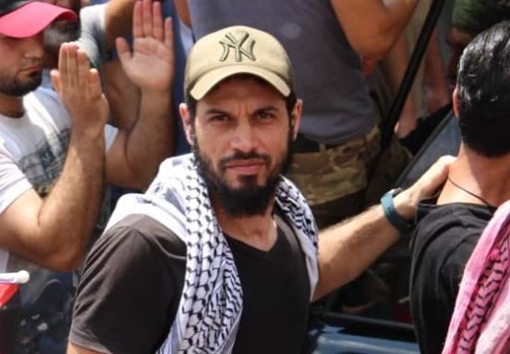 التوتر يعود إلى مخيم "عين الحلوة" اثر اغتيال "أبو جندل"