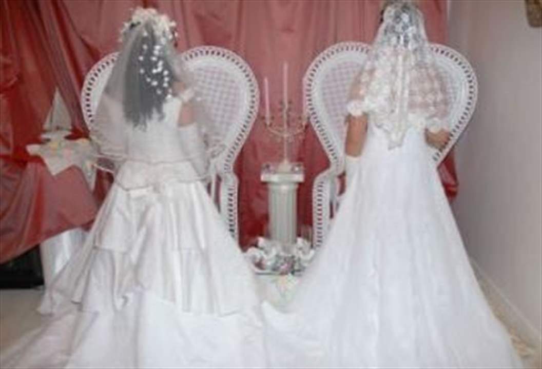 سوريّة تشترط على عريسها ان يتزوجها هي وصديقتها!