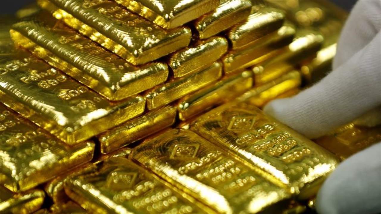  أسعار الذهب تنخفض وسط مخاوف "الركود العالمي"