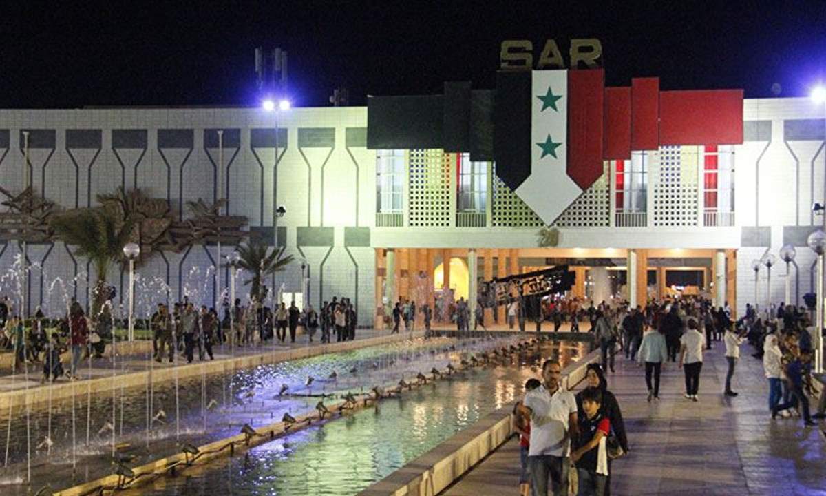 40 رجل أعمال إماراتي في معرض دمشق رغم التهديدات الأميركية!