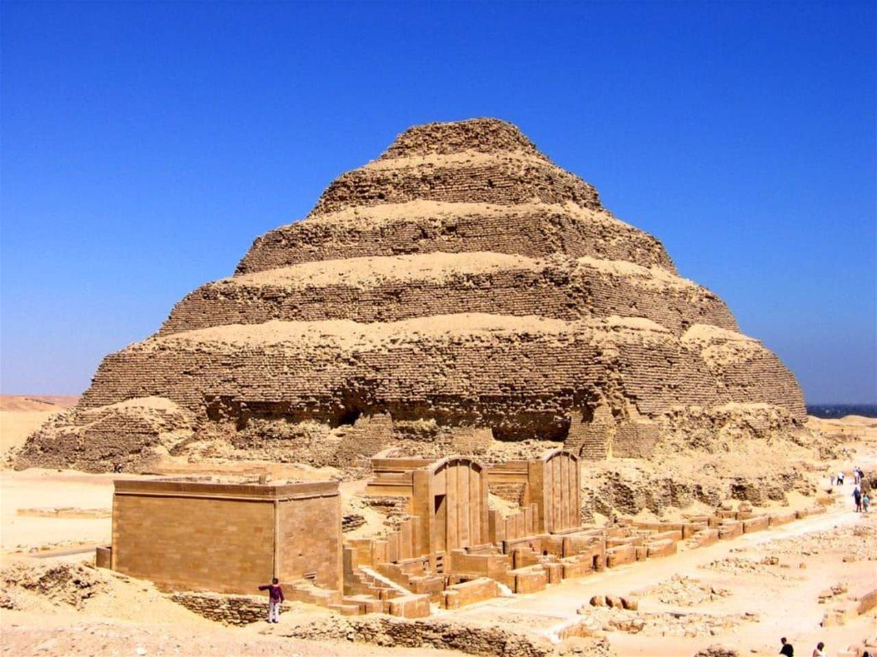 اكتشاف مدهش داخل "قصر الموتى المصري القديم"!