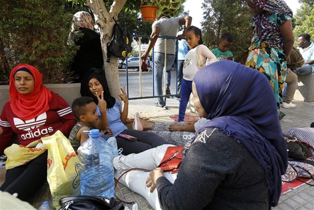 حادث سير يقلب حياة طه سالم ودافيكا وأولادهما الخمسة رأساً على عقب