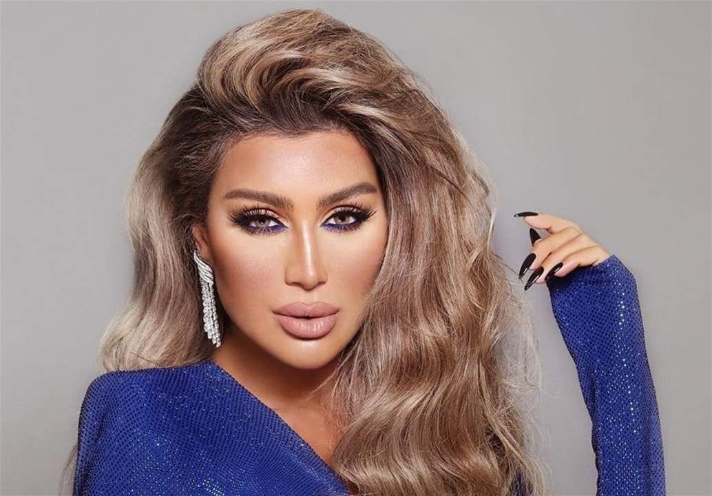 والدة مايا دياب برفقة ناصيف زيتون.. هل من شبه بين الأم والابنة؟