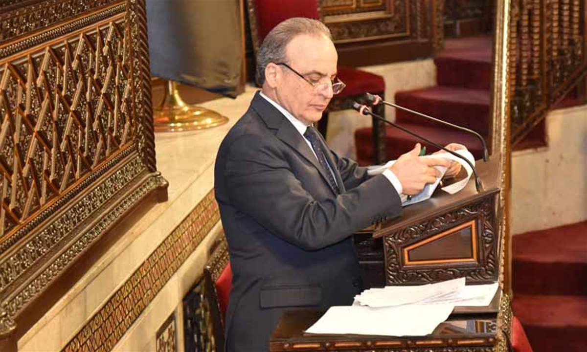 رئيس الحكومة السورية يعد بالكشف عن "أسماء فاسدة" ستفاجئ الجميع!