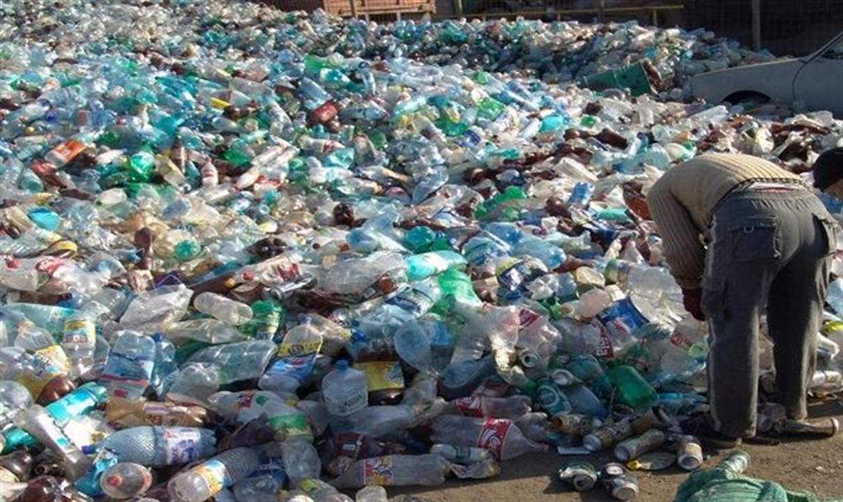 قرية فلبينية تتخلص من النفايات البلاستيكية بالأرز!