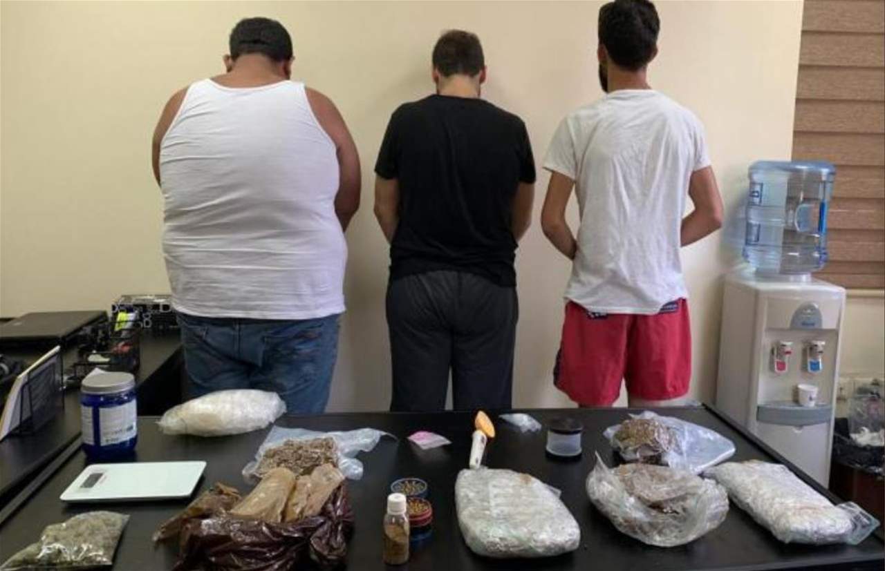 القبض على أفراد عصابة تختص ببيع المخدرات لطلاب الجامعات في بيروت! 