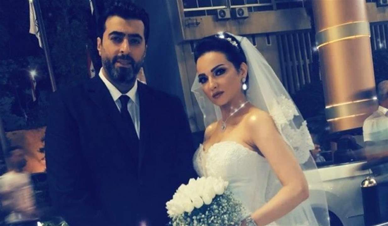 بالصور- صفاء سلطان بفستان الزفاف إلى جانب باسم ياخور.. فما القصة؟