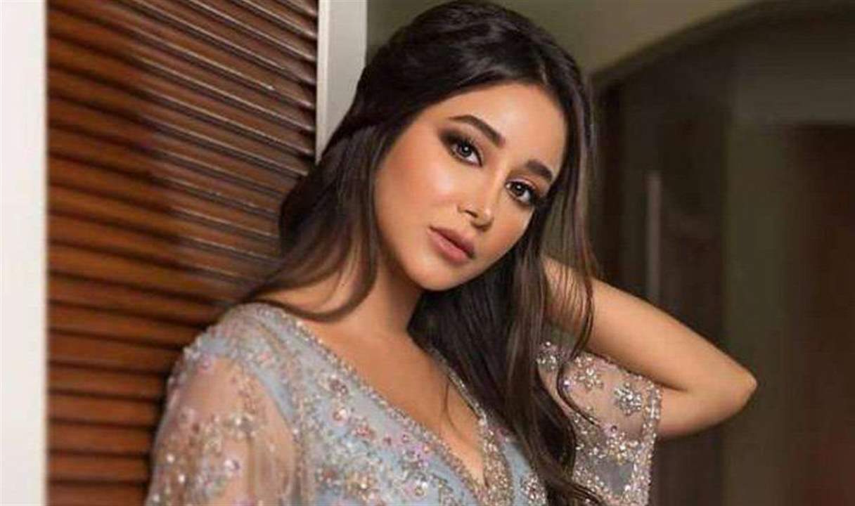 انتفاخ وجه اسيل عمران يثير الجدل...وبكاء مع تامر حسني!