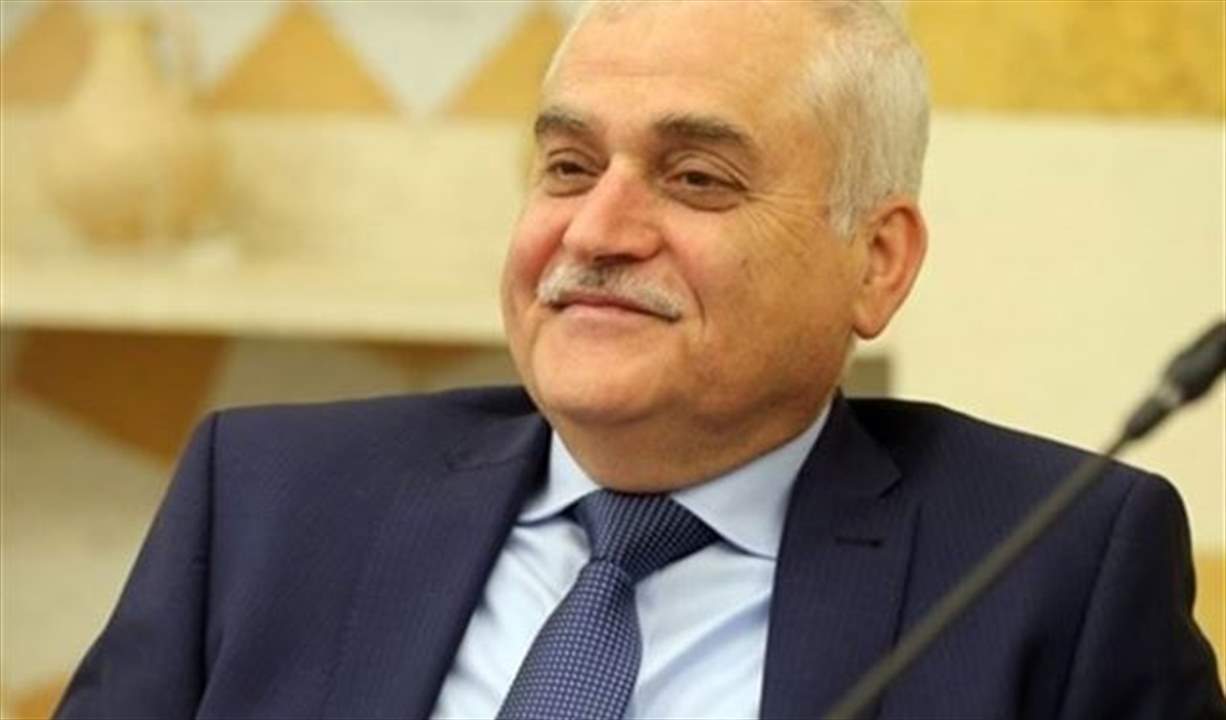 جبق إلى إيران على رأس وفد من وزارة الصحة