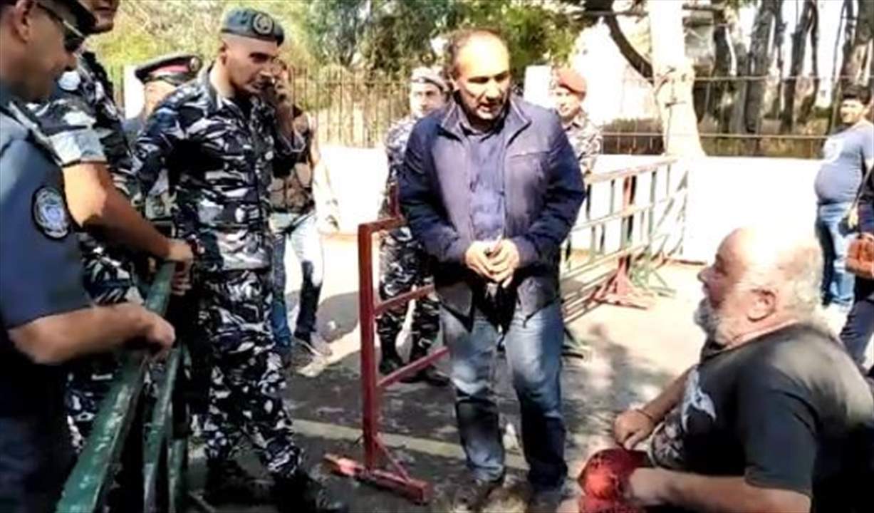اعتصام أمام فصيلة درك صور على خلفية توقيف واستدعاء عدد من المتظاهرين