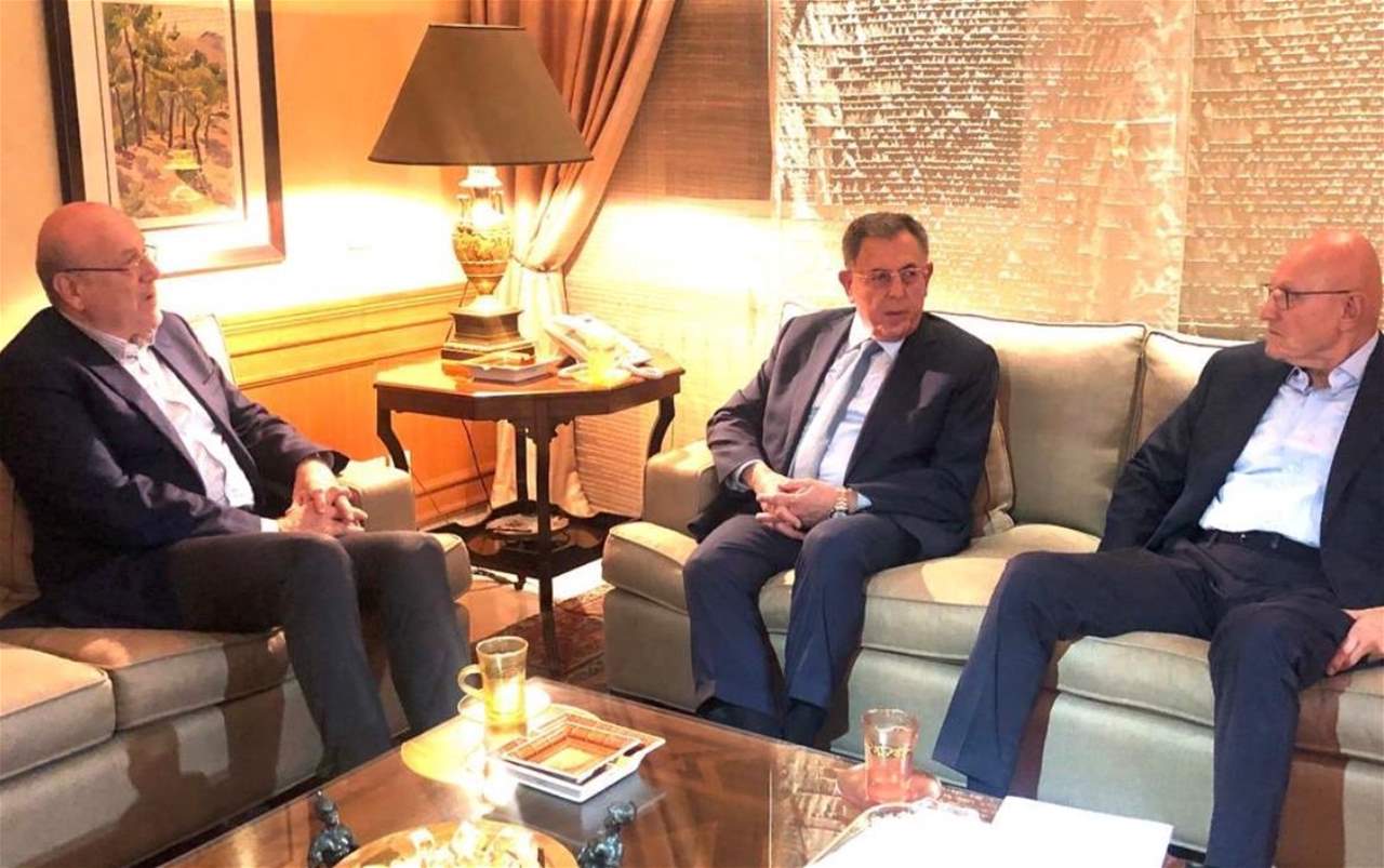 بيان لرؤساء الحكومات السابقين عقب استقالة الحريري