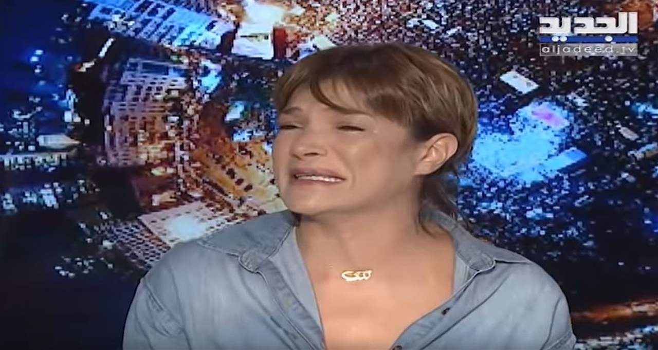 ندى بو فرحات تنهار بالبكاء على الهواء: "هلكتونا... ما بدنا ولا حزب بالسلطة"!