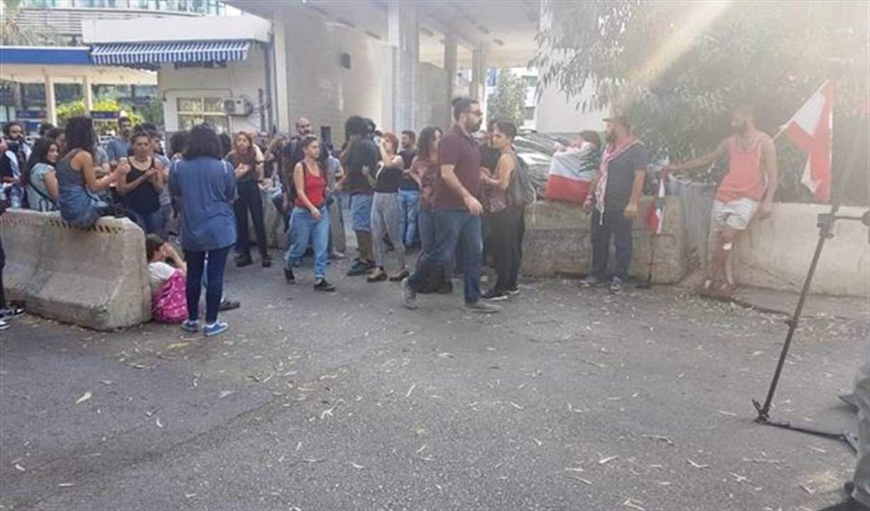 خوري لمحامي الحراك: سيخلى سبيل الموقوفين بصل ومازح اليوم