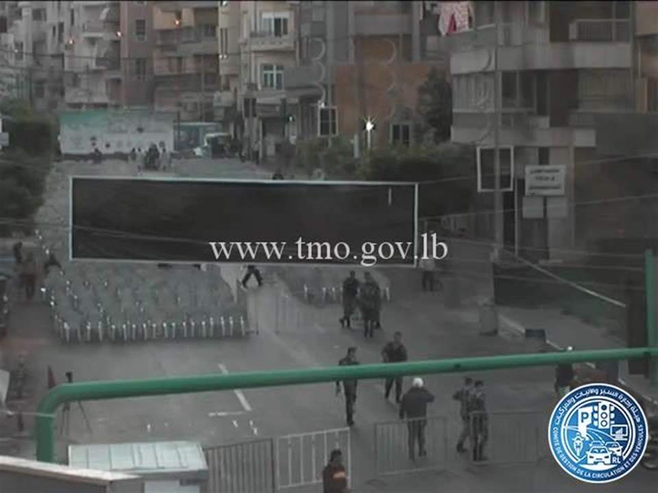 التحكم المروري: قطع السير محلة عائشة بكار بالقرب من دار الفتو