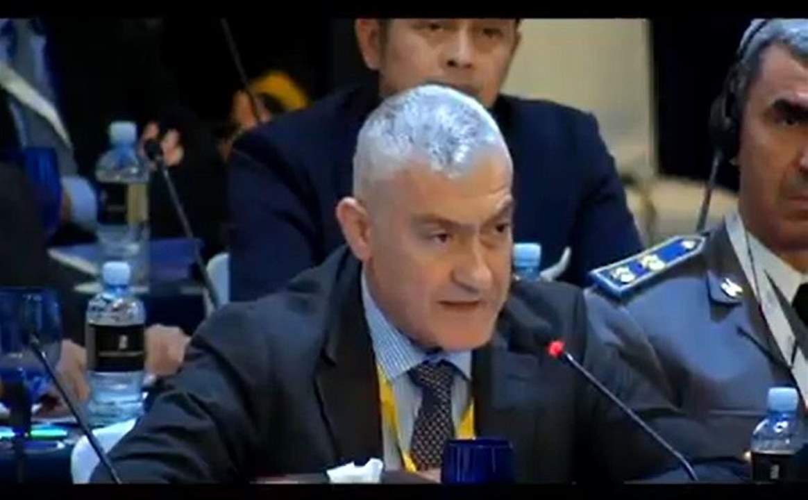 مستشار الحريري يسأل ماكنزي عن الردّ الأميركي اذا اصطدم الجيش مع "حزب الله"... والأخير يرد