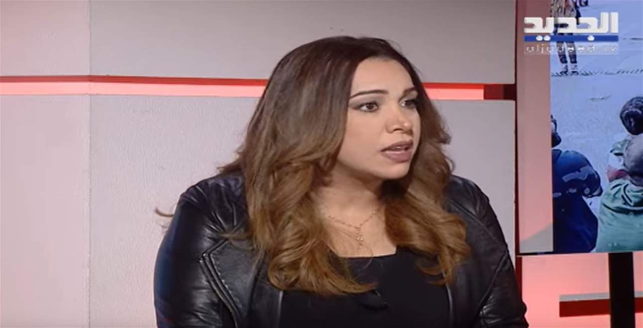 لماذا تراجعت كارول معلوف عن ندوتها في ساحة الشهداء وما علاقة الأسرى اللبنانيين في سوريا؟