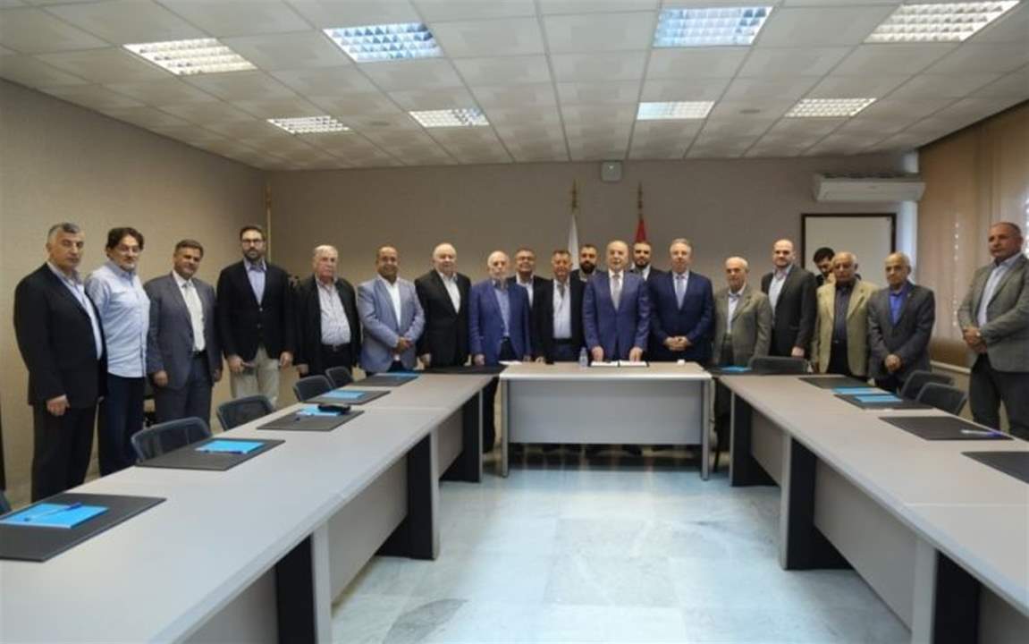 غرفة طرابلس دعت المصارف لعقد اجتماعات أزمة: الاقفال التام استجابة لدعوة الهيئات الاقتصادية