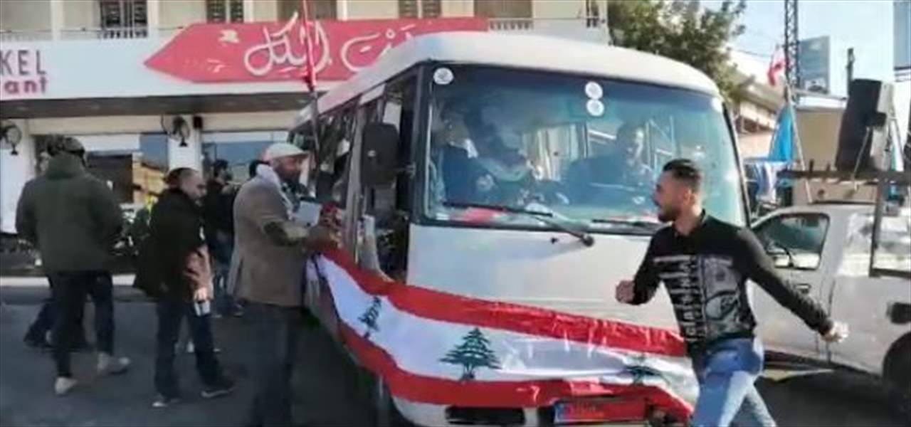 إنطلاق "قافلة الثورة" من ساحات الجنوب باتجاه طرابلس