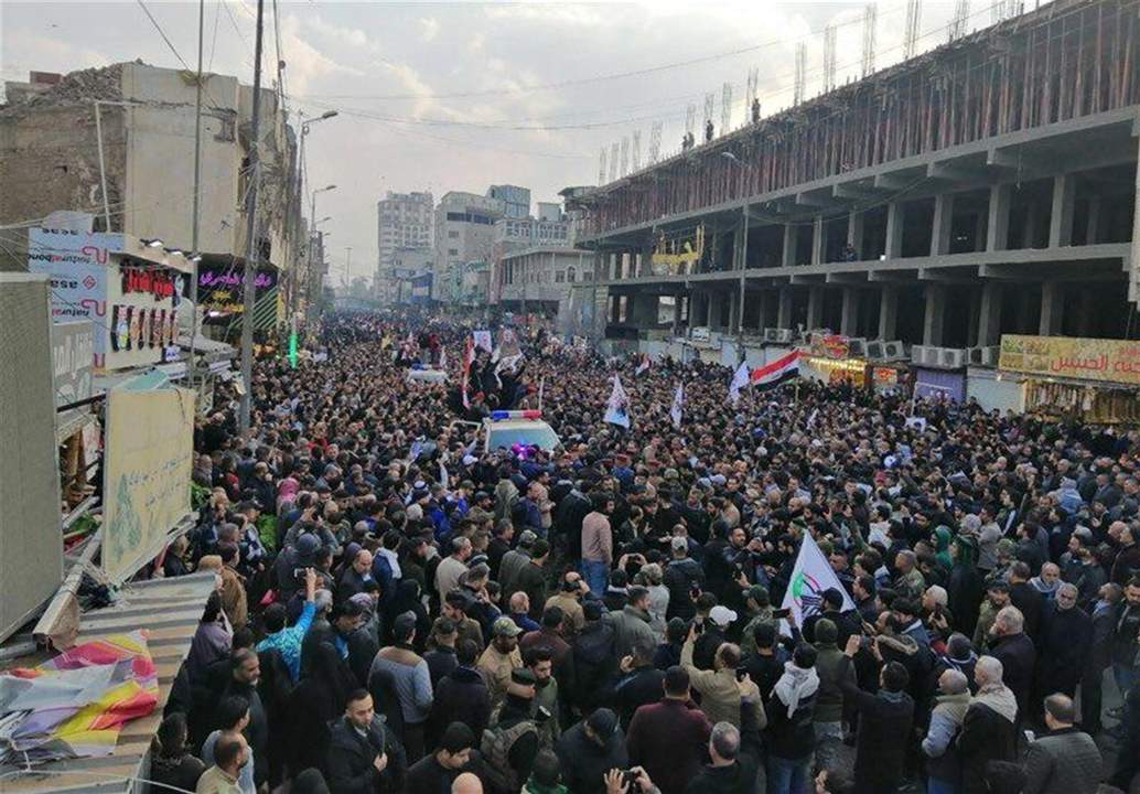 تشييع سليما ني والمهندس في بغداد والآلاف يهتفون "الموت لأميركا"