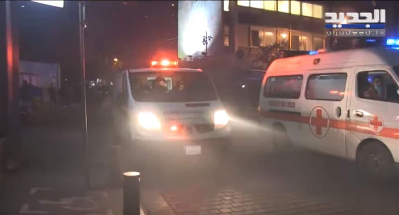 بالفيديو - ملثمون يعتدون على فريق "الجديد" في الحمرا والزميل حسان الرفاعي يروي ما حصل